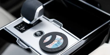 LIVA Car Freshener – Luxuriöser Autoduft aus der Schweiz, der Design und Nachhaltigkeit vereint