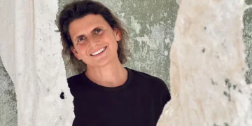 Interview mit Andrea von Goetz: „Kunst braucht Leidenschaft und Menschen, die an sie glauben“